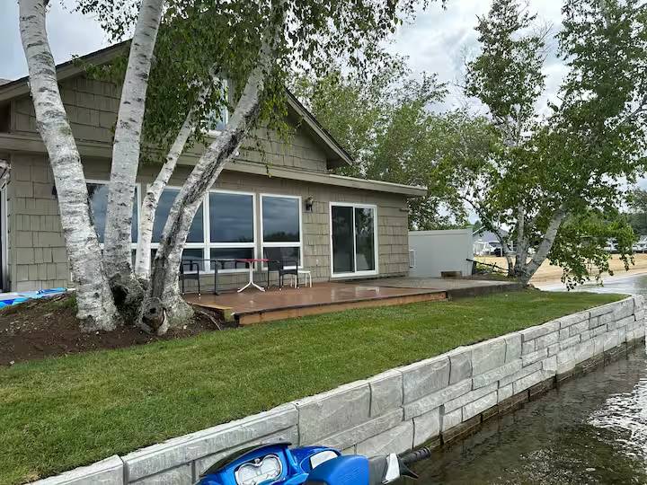 Property B Exterior View 8